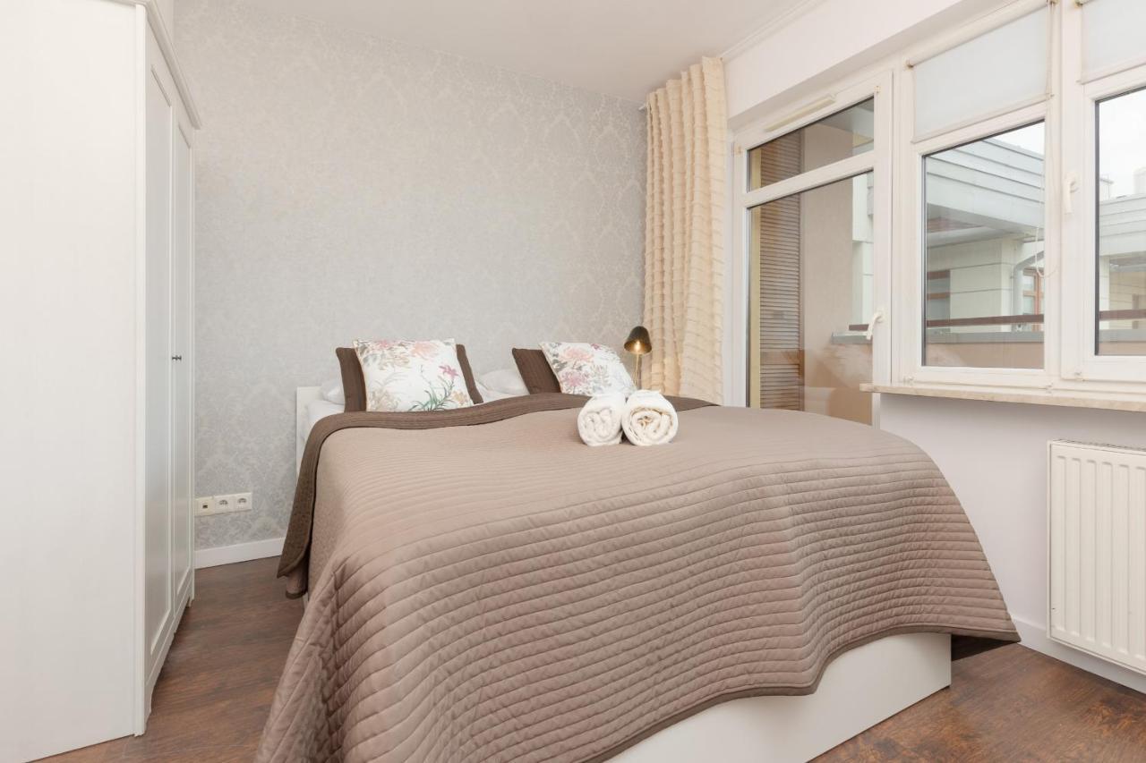 Blonia Wilanowskie Apartment Warsaw By Noclegi Renters ภายนอก รูปภาพ